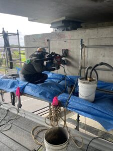 東海北陸道・橋脚コア抜き工事が完工！3年にわたる長期プロジェクト、自操機の活用で安全・効率的に完了